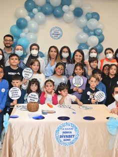 DİYABETLİ ÇOCUKLARIN YANINDAYIZ MESAJI