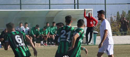 DENİZLİSPOR KAN KAYBETMEYE DEVAM EDİYOR