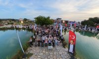 KOCAÇUKUR HALKIN OLDU, ANNELER MUTLULUĞA BOĞULDU