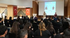 “SINAV VE ÖTESİ” PROGRAMI GENÇLERE REHBER OLDU